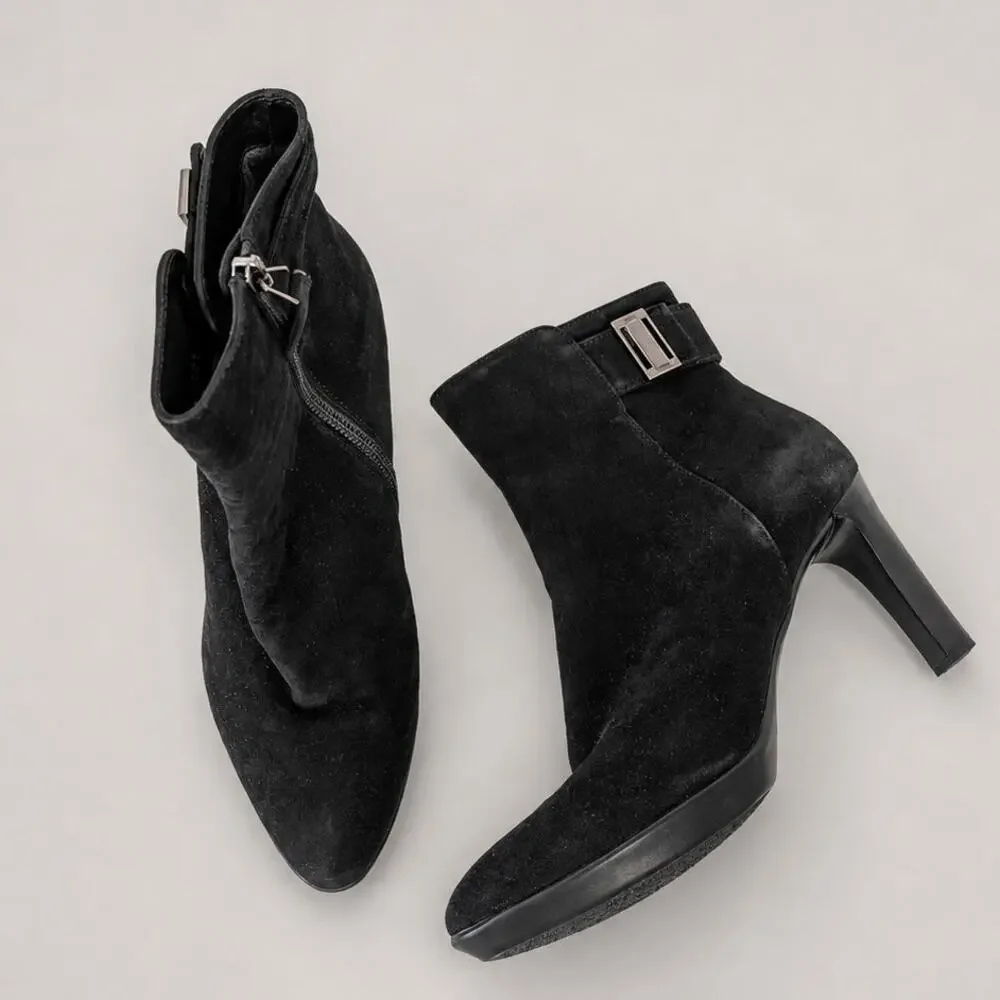 Aquatalia Suede Ankle Bootie Womens 9 Black Buckle Detail Stiletto Platform